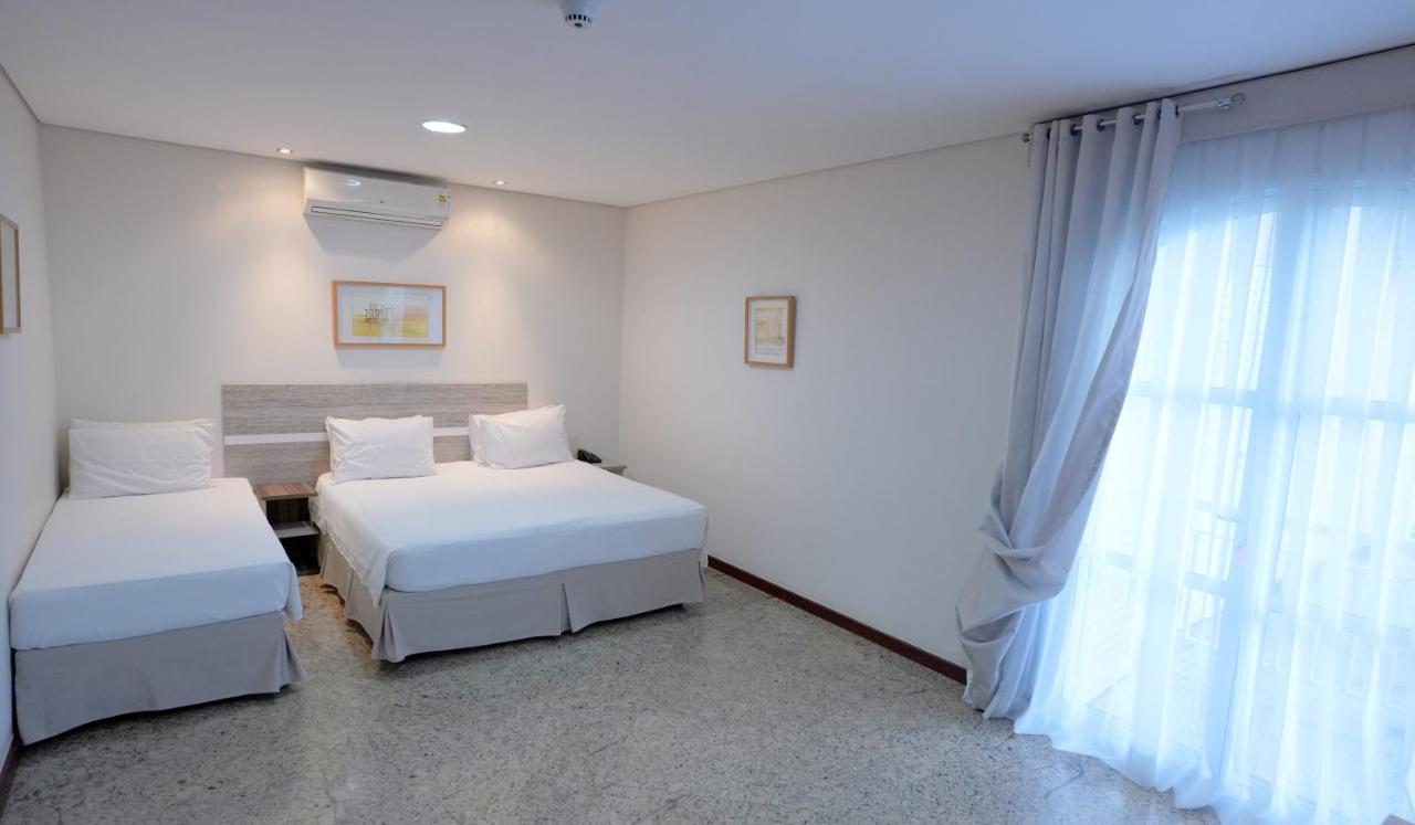 Colonial Plaza Hotel Pindamonhangaba Luaran gambar