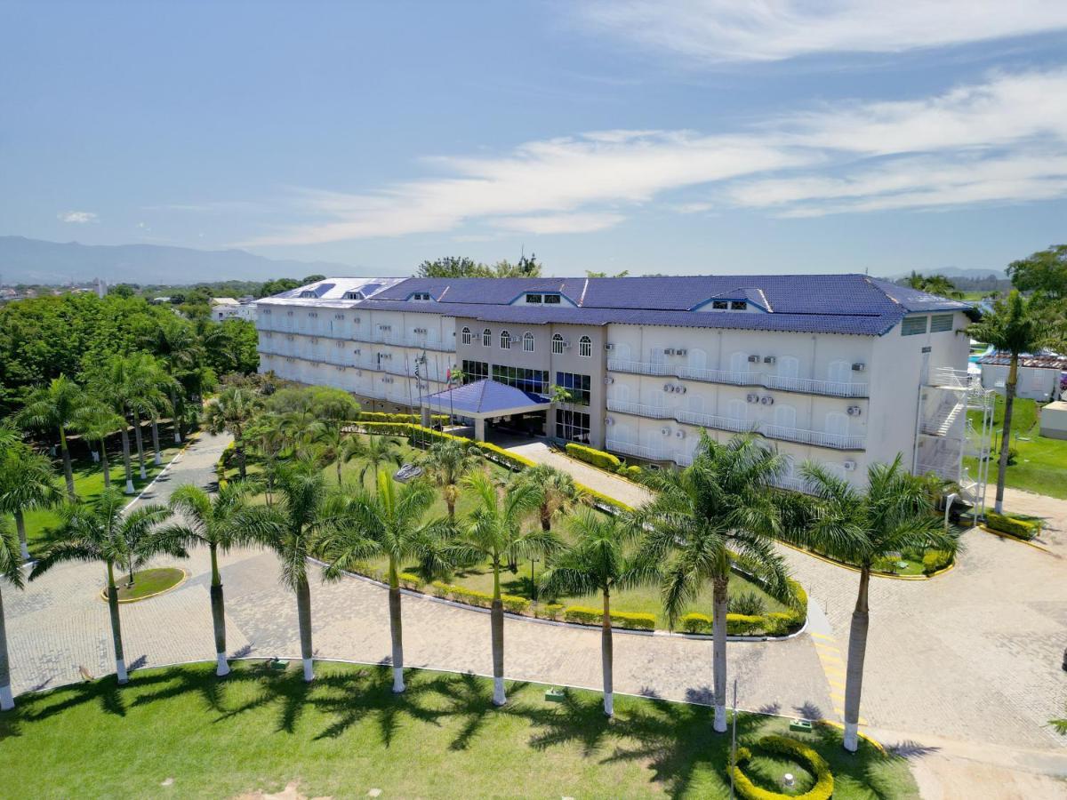 Colonial Plaza Hotel Pindamonhangaba Luaran gambar